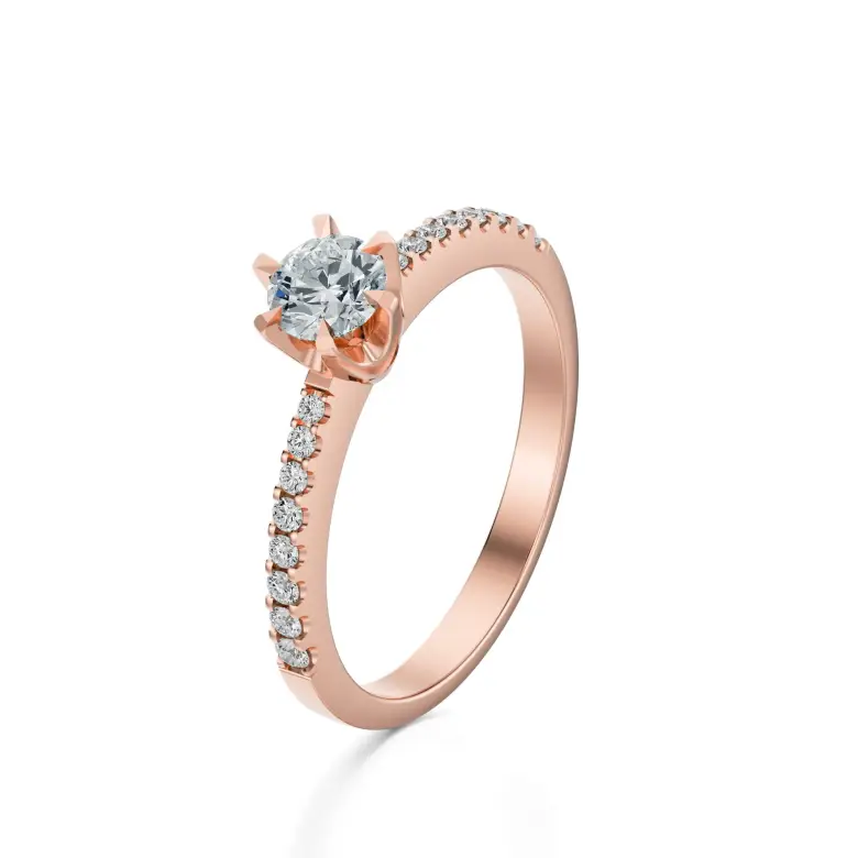 Pierścionek z różowego złota z diamentami